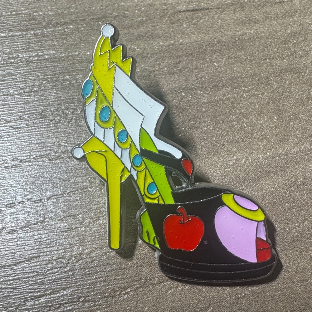 5/$25 Disney Villains Snow White Evil Queen High Heels Shoe Pin